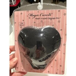 Magic Curves Heart Shaped Cleavage Bra Adhesive Silicone